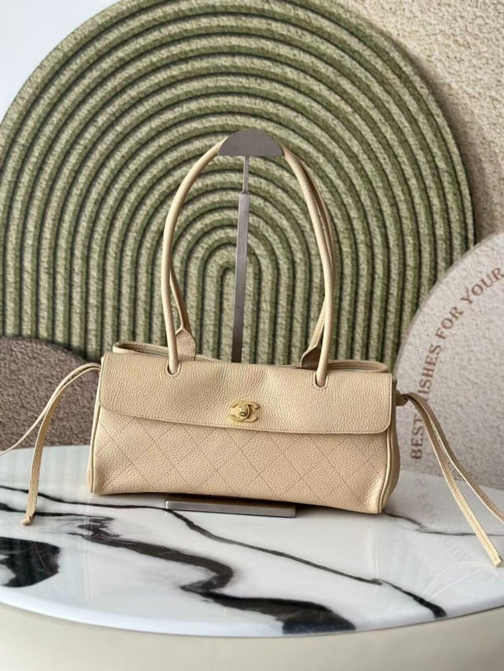 Classic CHANEL Bag: A Stylish and Versatile Choice for Elegance
